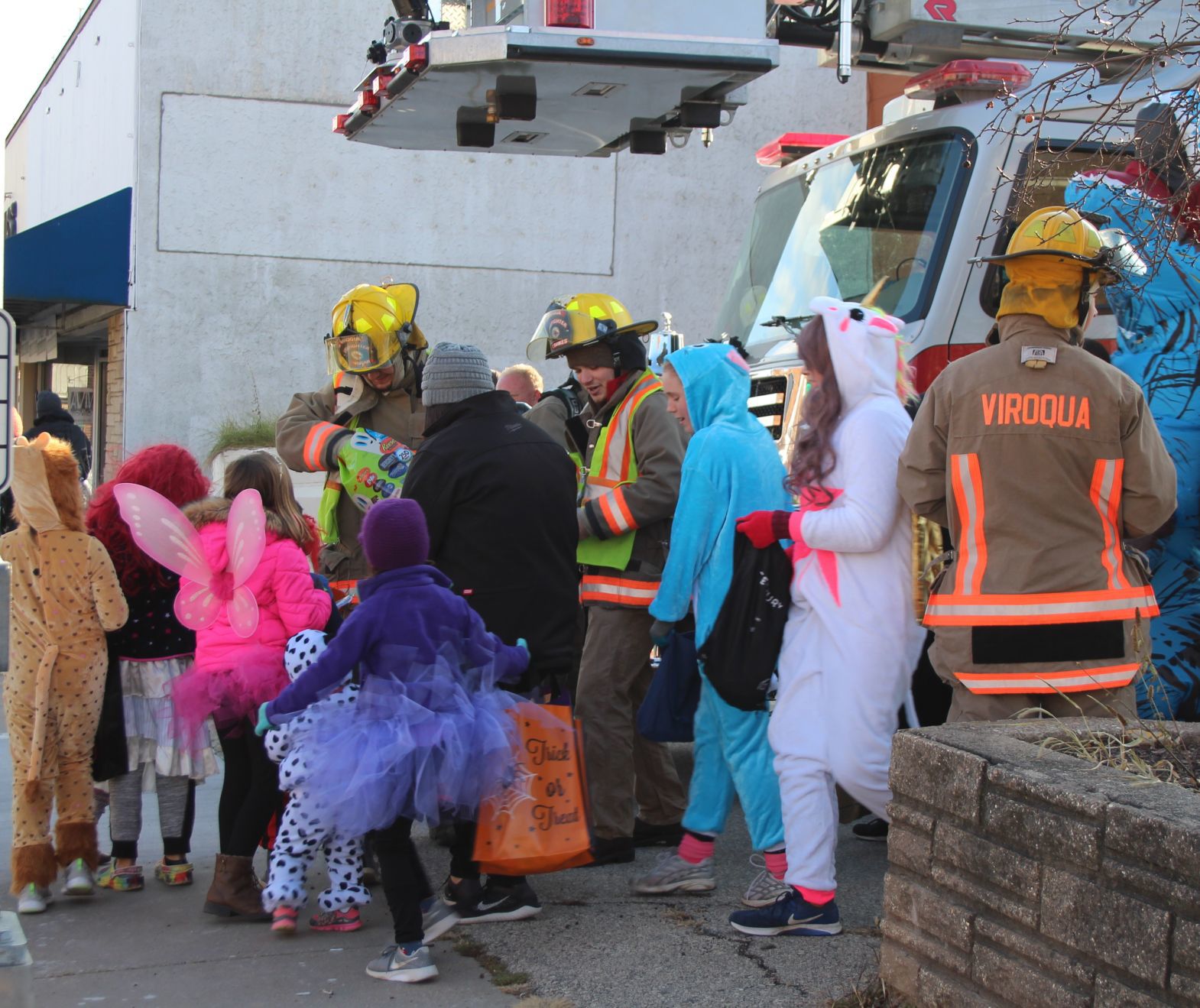 Candy distribution